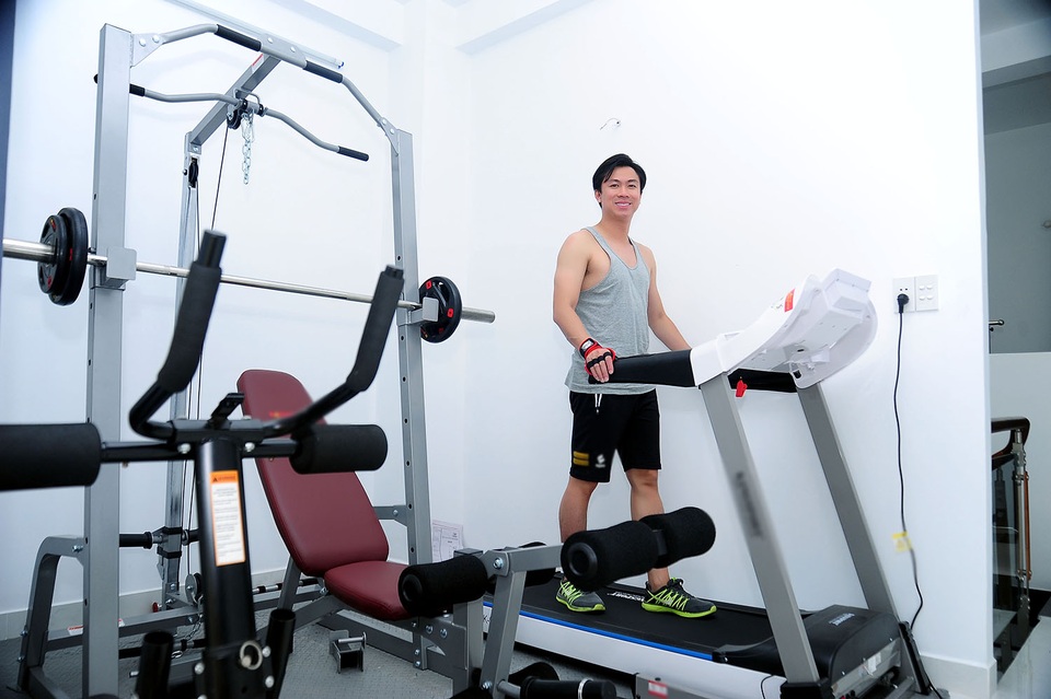 Cận cảnh nhà 7 tỷ đồng của ca sĩ Hồ Việt Trung - 12 Cận cảnh nhà 7 tỷ đồng của ca sĩ Hồ Việt Trung - 12