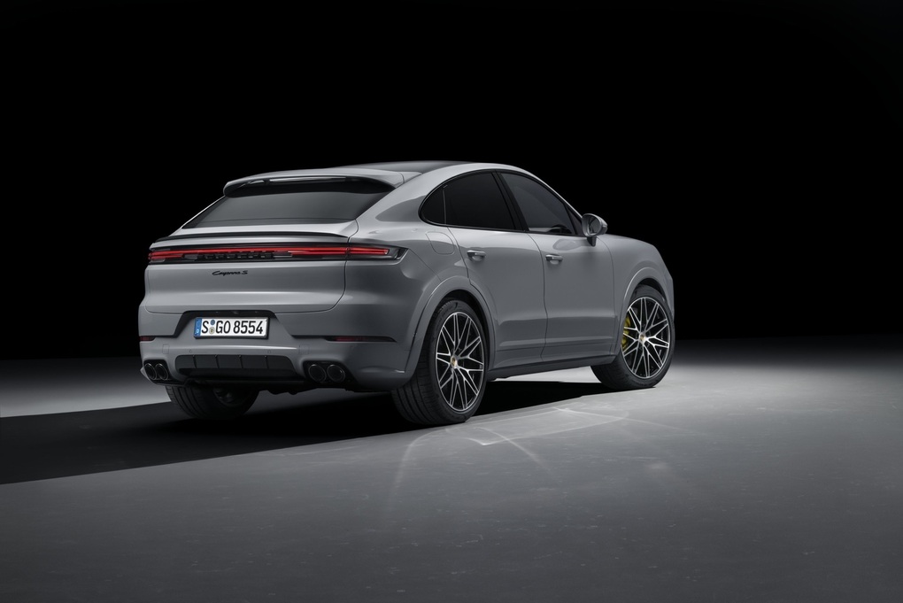 Porsche Cayenne 2024 lại có bản S với động cơ V8, thay đổi toàn diện - 10 Porsche Cayenne 2024 lại có bản S với động cơ V8, thay đổi toàn diện - 10