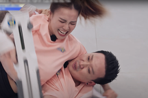 Ninh Dương Lan Ngọc lăn xả vật lộn với Trấn Thành bất chấp chấn thương