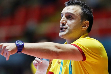 HLV Bruno Garcia gửi tặng chiến thắng cho người hâm mộ Việt Nam