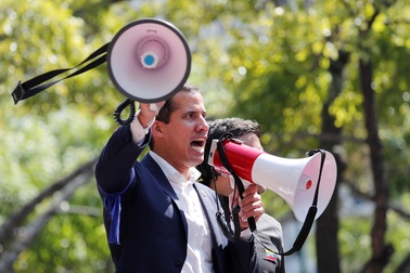 Mỹ tìm cách rót tiền cho thủ lĩnh đối lập để lật đổ tổng thống Venezuela