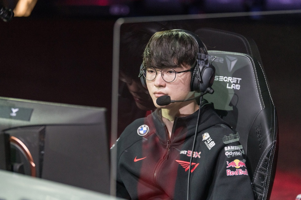 Game thủ Faker: Chưa học hết cấp 3, là Messi của giới eSport - 5 Game thủ Faker: Chưa học hết cấp 3, là Messi của giới eSport - 5