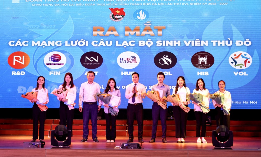 Sôi nổi ngày hội Sinh viên 5 tốt Thành phố Hà Nội - 1 Sôi nổi ngày hội Sinh viên 5 tốt Thành phố Hà Nội - 1