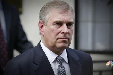 Hoàng tử Anh thừa nhận khiến hoàng gia thất vọng vì giao du với tỷ phú ấu dâm