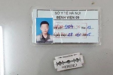 Cướp điên cuồng dùng dao lam chống trả, CSGT bị phơi nhiễm HIV