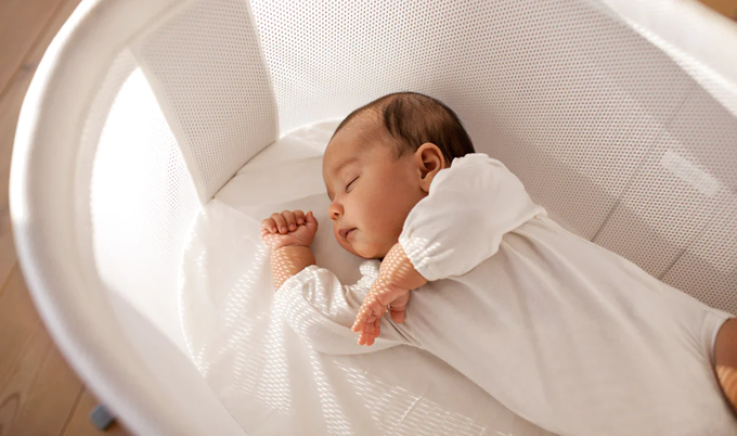 Nắng nóng đỉnh điểm, chăm sóc trẻ mới sinh thế nào để không bị ốm, đây là những bí quyết cha mẹ nên "bỏ túi" - Ảnh 1. Nắng nóng đỉnh điểm, chăm sóc trẻ mới sinh thế nào để không bị ốm, đây là những bí quyết cha mẹ nên "bỏ túi" - Ảnh 1.