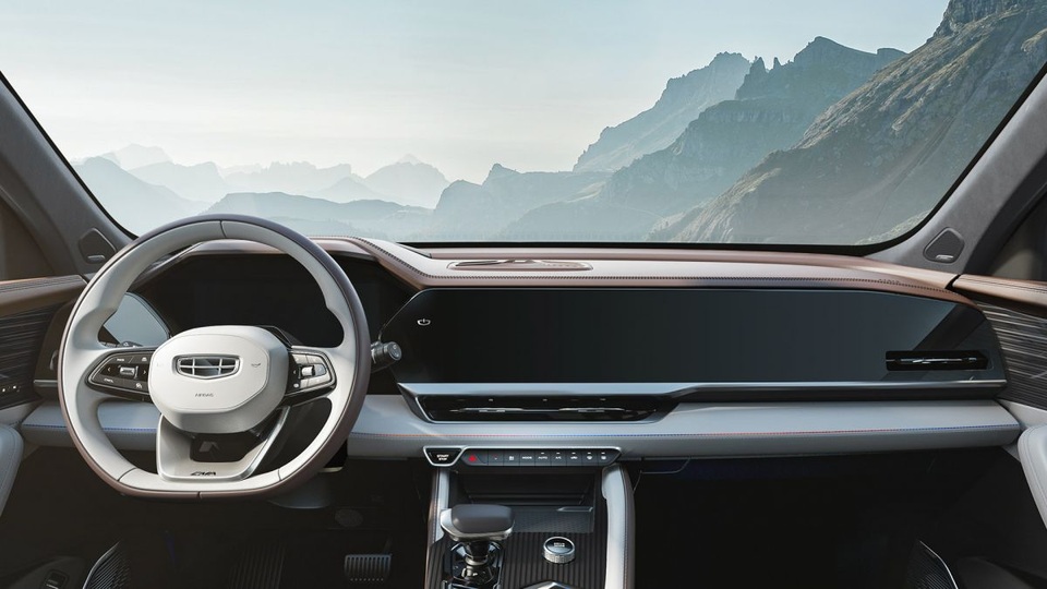 Mẫu xe Trung Quốc gây choáng với màn hình dài 1 mét - 1 Mẫu xe Trung Quốc gây choáng với màn hình dài 1 mét - 1