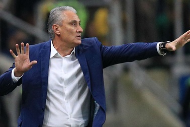 HLV Brazil đặc biệt cảnh giác với Messi