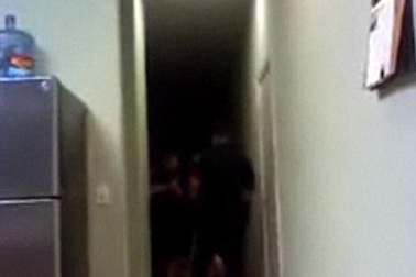 Video sinh viên Việt bị  cảnh sát Mỹ đánh gây chấn động dư luận