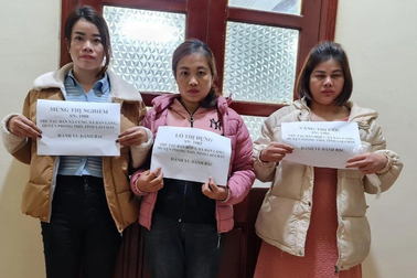 Lai Châu: 10 "nữ quái" sát phạt nhau bằng hình thức xóc đĩa