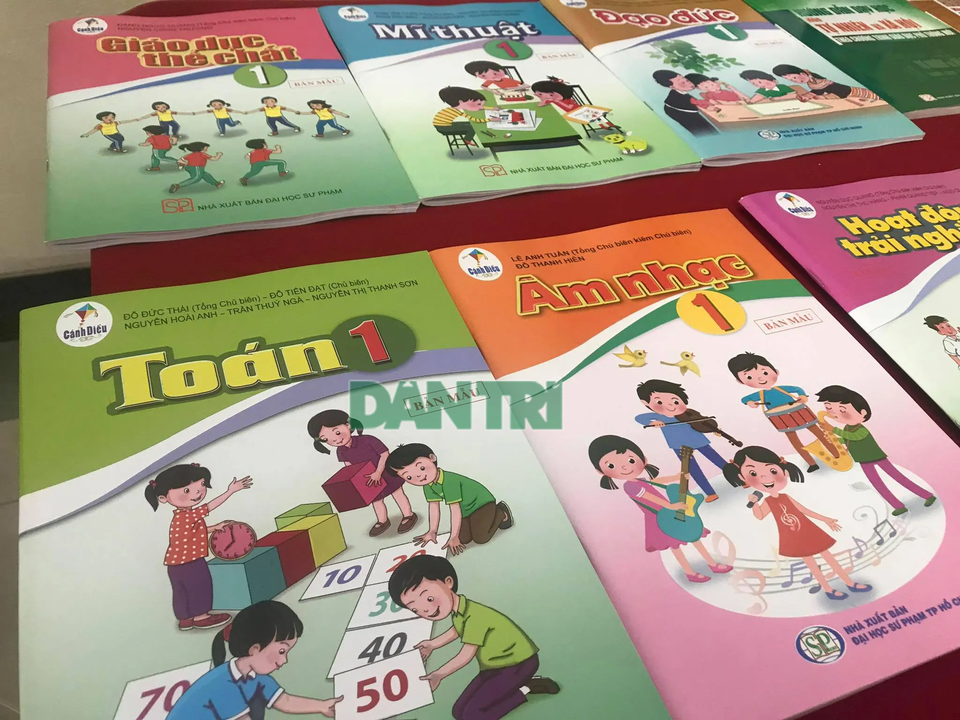 Chương trình và SGK quá nặng: “Môn Toán thành nỗi khiếp đảm với trẻ” - 2 Chương trình và SGK quá nặng: “Môn Toán thành nỗi khiếp đảm với trẻ” - 2