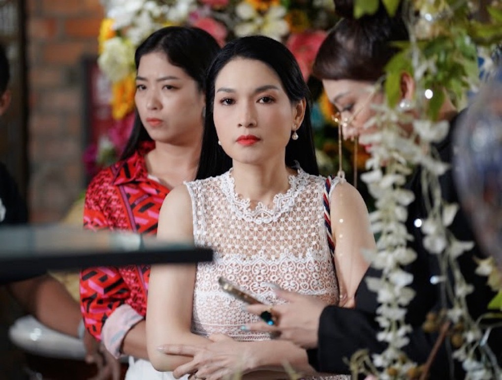 Mỹ nhân ảnh lịch một thời - Quốc Phương tái xuất màn ảnh - 2 Mỹ nhân ảnh lịch một thời - Quốc Phương tái xuất màn ảnh - 2
