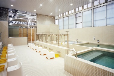 Nhà tắm công cộng ‘xóa nhòa mọi khoảng cách’ tại Nhật Bản