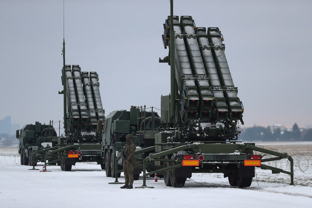Châu Âu tiến thoái lưỡng nan khi cấp lá chắn Patriot cho Ukraine - 1