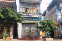 Vụ bé trai bị nhét giẻ vào miệng: Tạm đình chỉ lớp mầm non Sao Việt