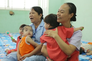 85 em bé từ Mái ấm Hoa Hồng đã ổn định tâm lý tại nơi ở mới