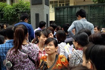 Hà Nội sẽ loại bỏ công chức tuyển sai quy định?