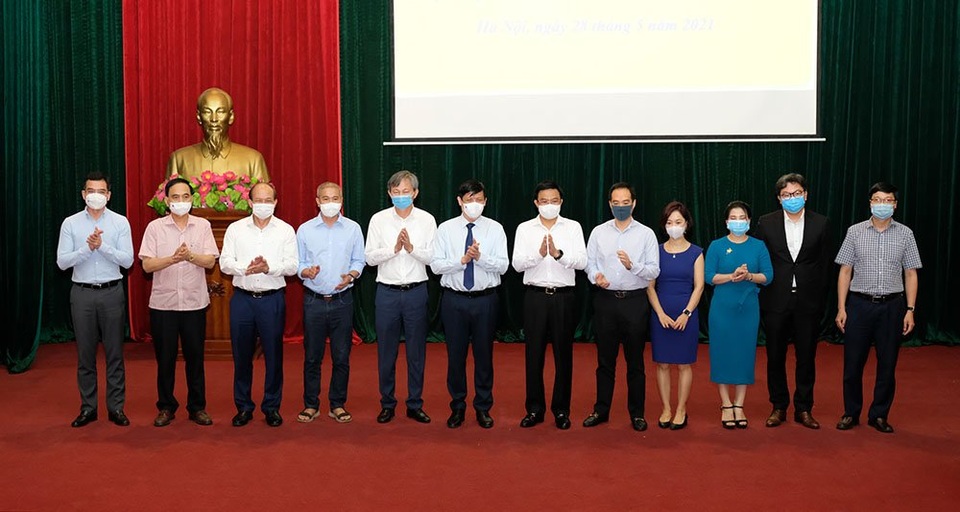 Dược Hậu Giang đồng lòng cùng Bộ Y tế tiêm vaccine cho 75% người dân cả nước - 2 Dược Hậu Giang đồng lòng cùng Bộ Y tế tiêm vaccine cho 75% người dân cả nước - 2