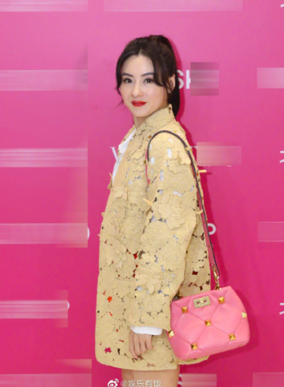 Trương Bá Chi trẻ đẹp như teen girl, kiếm bộn tiền nhờ tin đồn bầu bí - 5