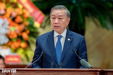 Tổng Bí thư, Chủ tịch nước: “Không được xa dân và chỉ làm việc qua báo cáo”