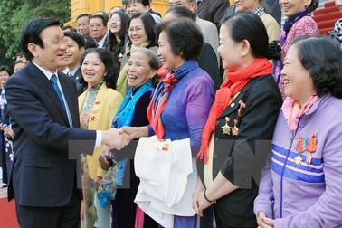 Chủ tịch nước tiếp cựu đoàn viên Cơ quan Trung ương Cục miền Nam