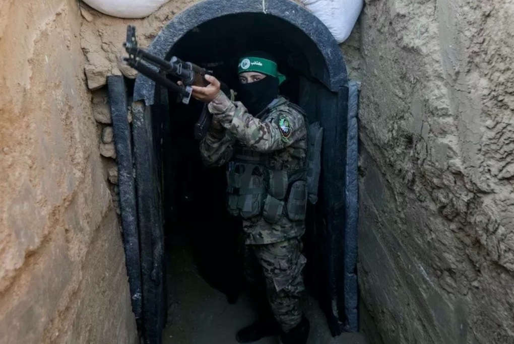 Israel tung chiến thuật đặc biệt, tấn công mê cung hầm ngầm của Hamas - 2
