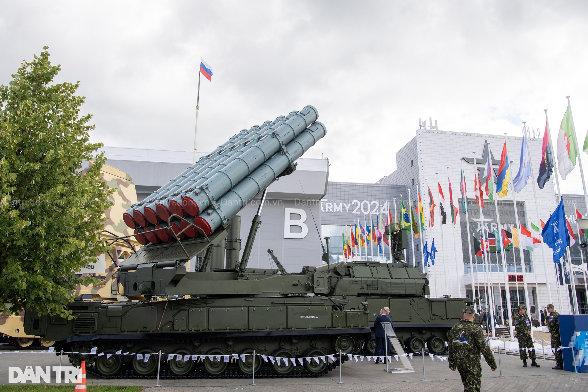 Sờ tận tay nhiều vũ khí khủng vừa lộ diện tại ARMY-2024 ở Nga - 19 Sờ tận tay nhiều vũ khí khủng vừa lộ diện tại ARMY-2024 ở Nga - 19