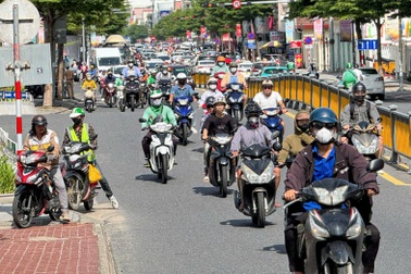 Đà Nẵng lên tiếng về việc chuyển đổi xe xăng sang xe điện