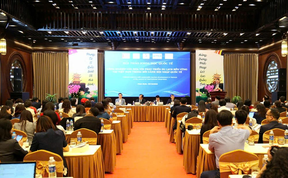 Apa yang harus dilakukan Vietnam untuk menarik puluhan juta dolar AS dari industri budaya? - 1 Việt Nam cần làm gì để hút hàng chục triệu USD từ công nghiệp văn hóa? - 1