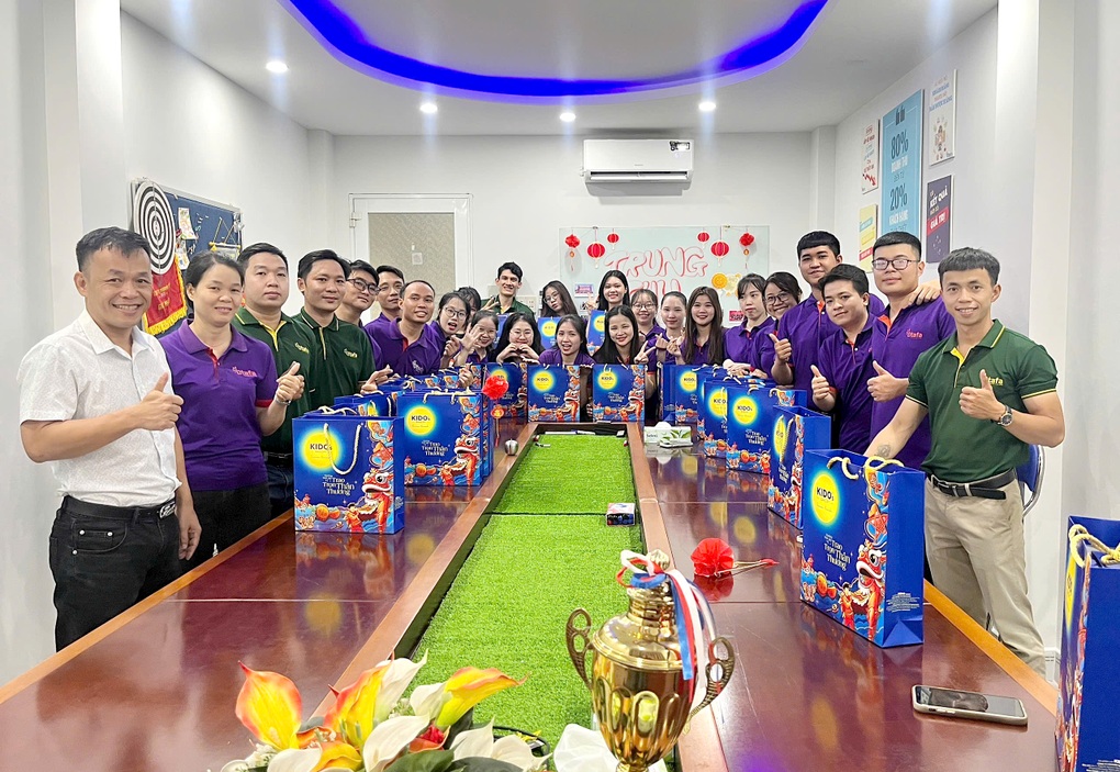 Văn hóa quà tặng mùa Trung thu: Gắn kết đồng nghiệp, thắt chặt quan hệ đối tác - 2 Văn hóa quà tặng mùa Trung thu: Gắn kết đồng nghiệp, thắt chặt quan hệ đối tác - 2