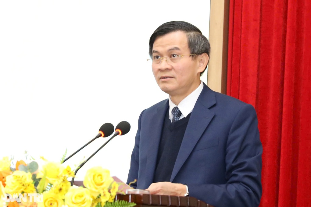 Thành lập Đảng bộ thành phố Hoa Lư, chỉ định bí thư thành ủy - 3 Thành lập Đảng bộ thành phố Hoa Lư, chỉ định bí thư thành ủy - 3