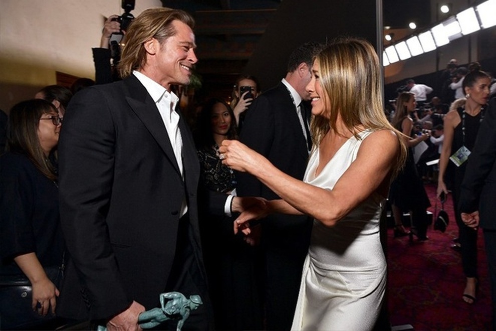 Jennifer Aniston nói gì khi được hỏi quay lại với Brad Pitt - 2 Jennifer Aniston nói gì khi được hỏi quay lại với Brad Pitt - 2