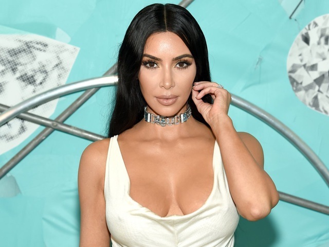 Kim Kardashian thi đỗ kỳ thi sơ cấp ngành luật sau... 3 lần thi trượt | Báo  Dân trí