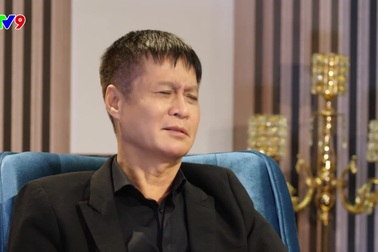 Lê Hoàng kịch liệt phản đối việc bố mẹ khoe ảnh trần truồng của con trên mạng.