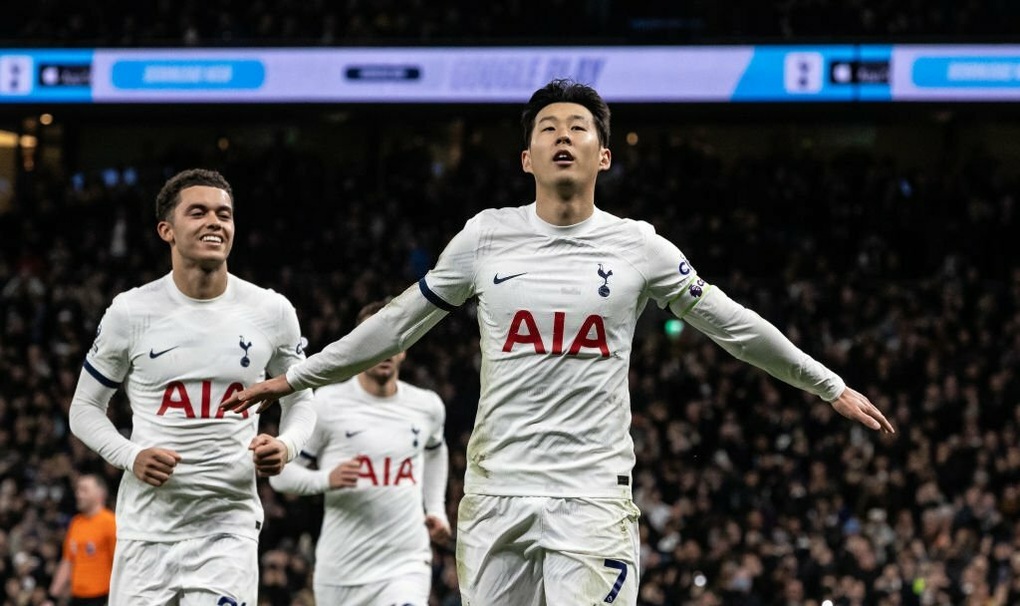 Tottenham thắng tưng bừng trước Newcastle - 2 Tottenham thắng tưng bừng trước Newcastle - 2