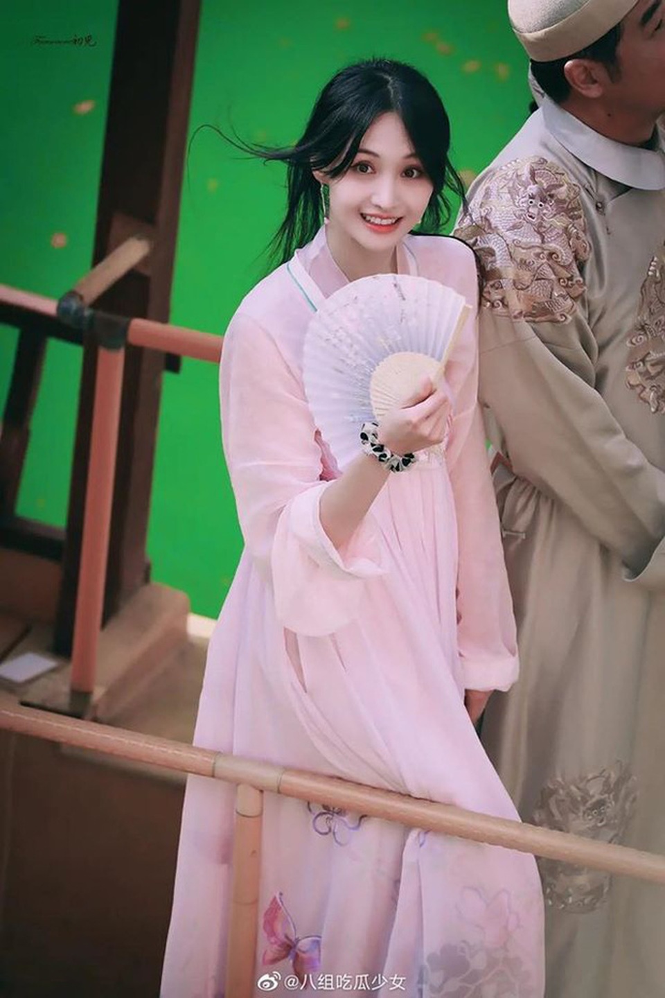 Nhan sắc thật sự của “nữ thần thanh xuân” Trịnh Sảng - 7 Nhan sắc thật sự của “nữ thần thanh xuân” Trịnh Sảng - 7