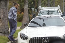 Lewis Hamilton bất ngờ lộ ảnh đi khách sạn cùng người mẫu 23 tuổi