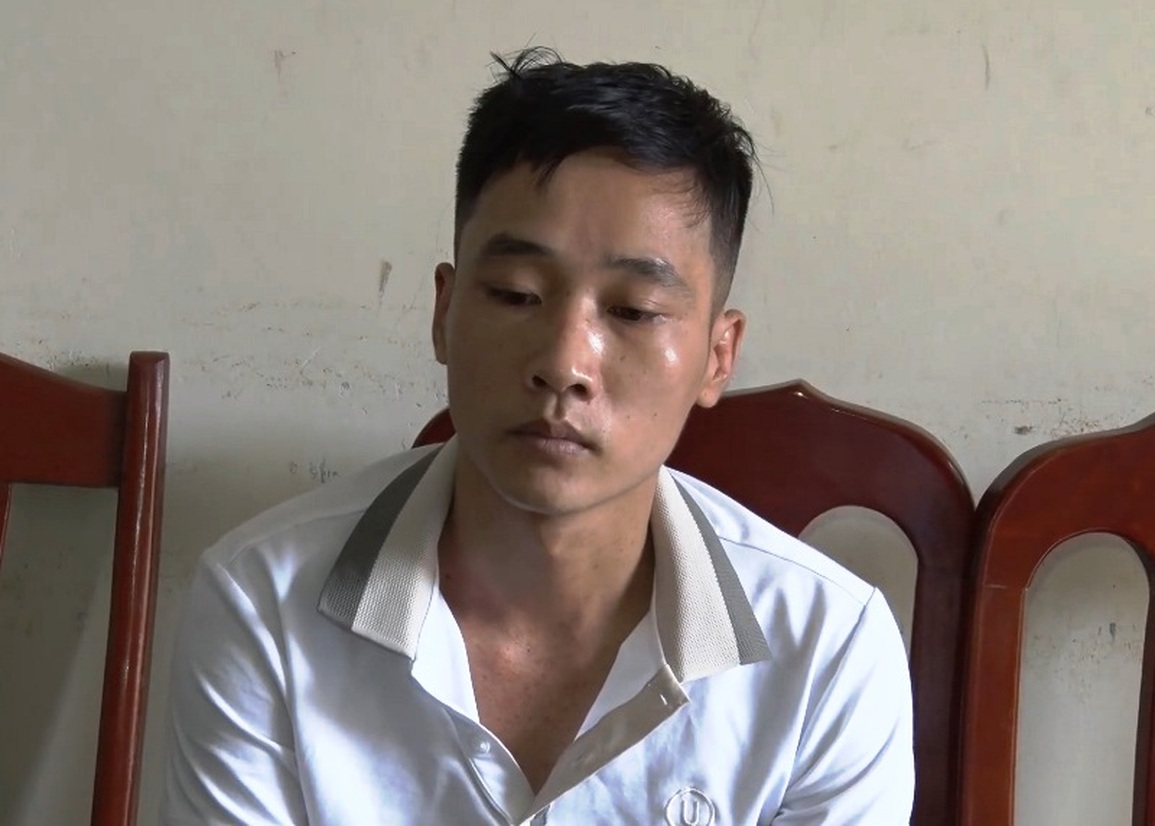 Nam thanh niên dùng tiền âm phủ lừa giao dịch chuyển khoản - 1 Nam thanh niên dùng tiền âm phủ lừa giao dịch chuyển khoản - 1