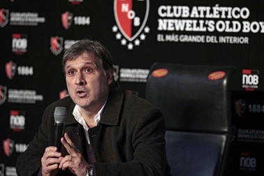 Martino thừa nhận Messi “đưa” ông đến Nou Camp