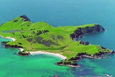 Nhà giàu Trung Quốc rộ mốt làm “chúa đảo”