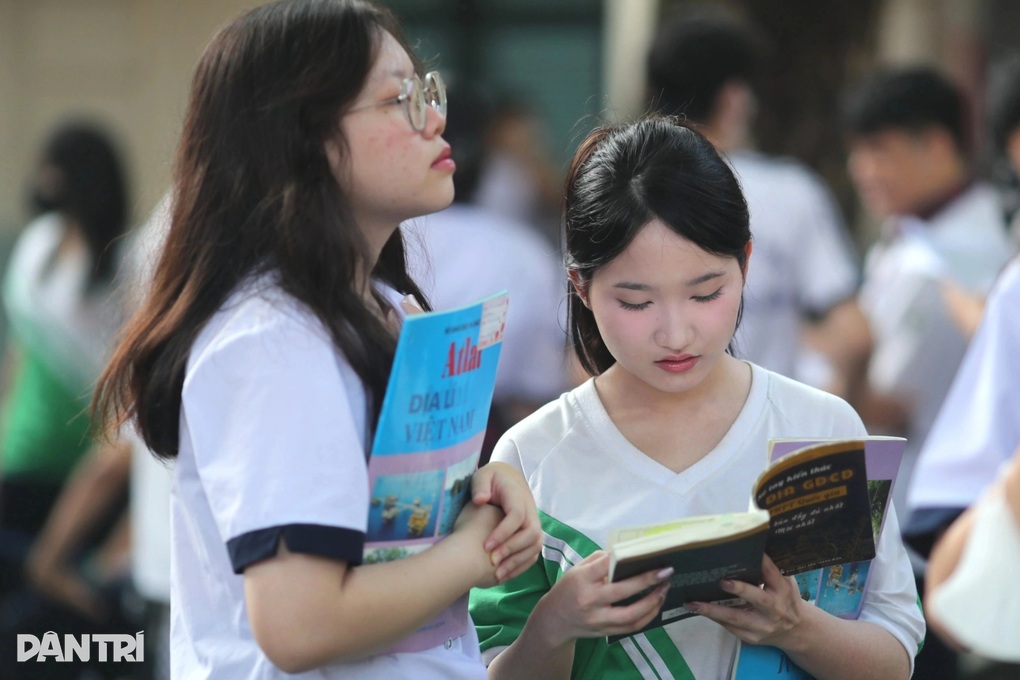 Hơn 733.000 thí sinh đăng ký xét tuyển, cao nhất 3 năm qua - 1 Hơn 733.000 thí sinh đăng ký xét tuyển, cao nhất 3 năm qua - 1