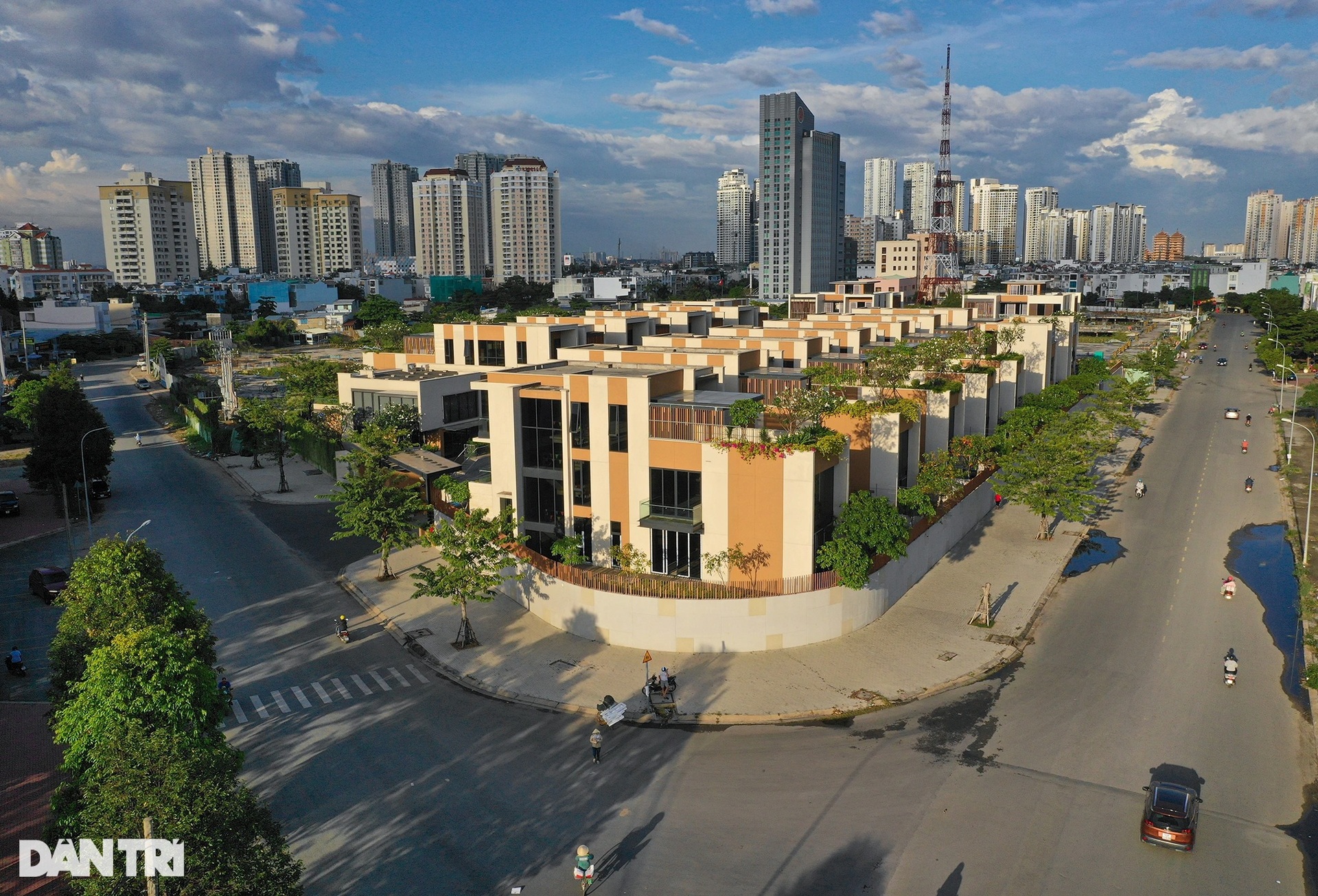 Loạt dự án biệt thự giá hàng trăm tỷ đồng cho giới siêu giàu ở TP Thủ Đức - 6