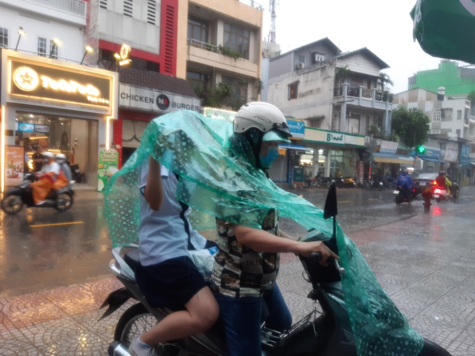 Chỉ mặt đặt tên những câu hỏi môn Toán khiến thí sinh khóc ròng - 4 Chỉ mặt đặt tên những câu hỏi môn Toán khiến thí sinh khóc ròng - 4