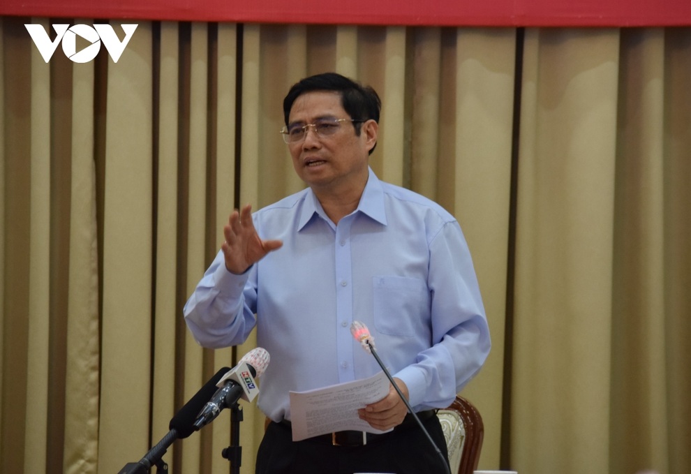 Chống dịch nhiều mặt chưa tính hết, phải kiện toàn Ban chỉ đạo quốc gia - 2 Chống dịch nhiều mặt chưa tính hết, phải kiện toàn Ban chỉ đạo quốc gia - 2