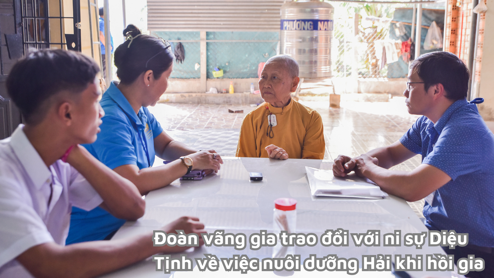 Tìm nhà cho những đứa trẻ lang thang - 9