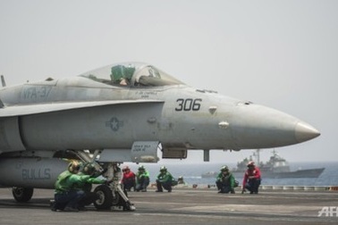Mỹ điều thêm tàu chiến, úp mở khả năng một mình tấn công Syria