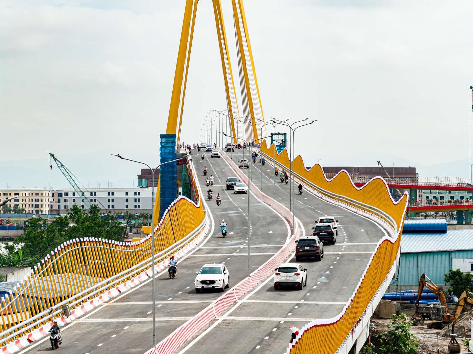 Vingroup thông xe cầu Hoàng Gia - Biểu tượng phát triển mới phía Đông Bắc Hải Phòng - 2