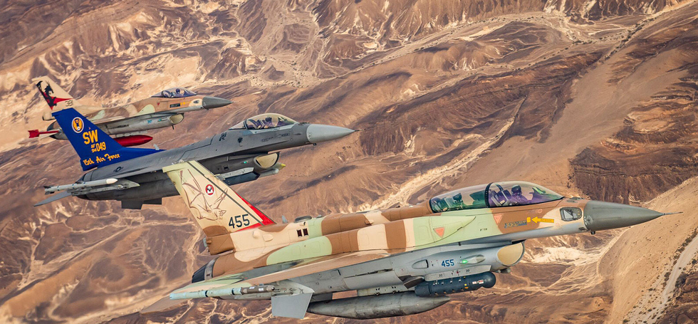 Israel sắp ra đòn hạ Hezbollah bằng chiến thuật cú nước rút sấm sét? - 2 Israel sắp ra đòn hạ Hezbollah bằng chiến thuật cú nước rút sấm sét? - 2