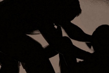 Bé gái 12 tuổi bị gã đàn ông "ở nhờ" xâm hại