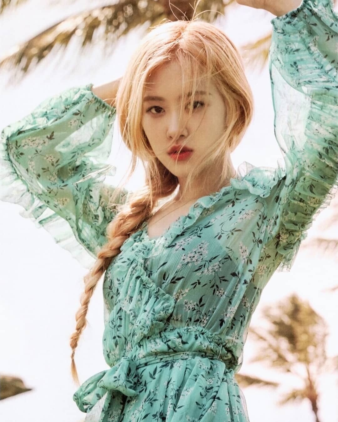 Rosé - Đóa hồng xinh đẹp sở hữu vòng eo 48 cm của Blackpink - 11 Rosé - Đóa hồng xinh đẹp sở hữu vòng eo 48 cm của Blackpink - 11